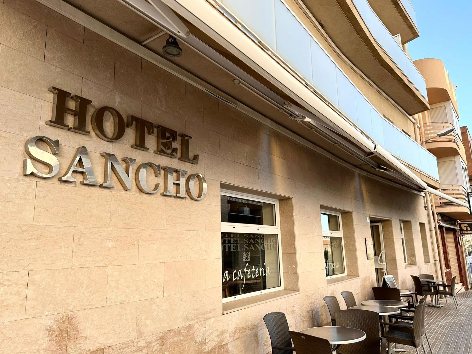 Hotel Sancho L'Hospitalet de l'Infant Exterior foto